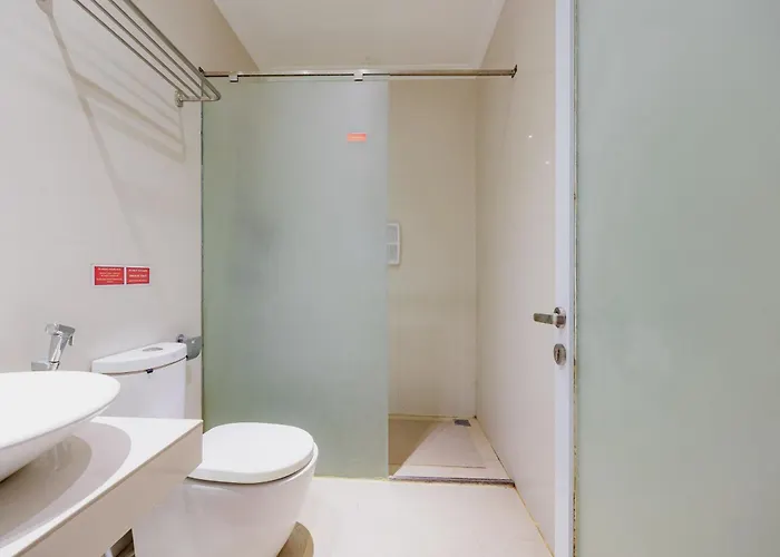 Hostal Reddoorz Near Ubud Village Sukawati
