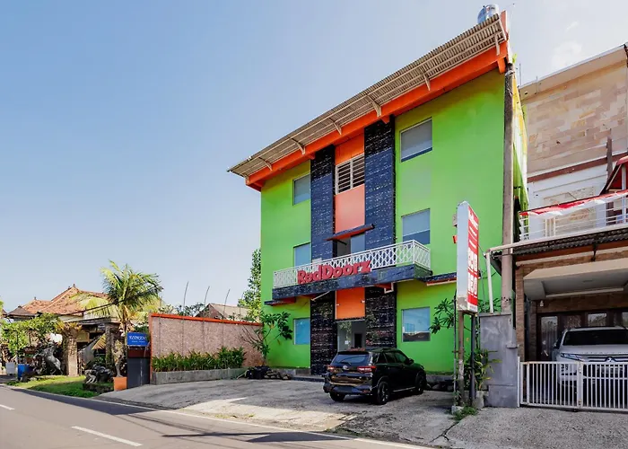 Reddoorz Near Ubud Village Hostal *